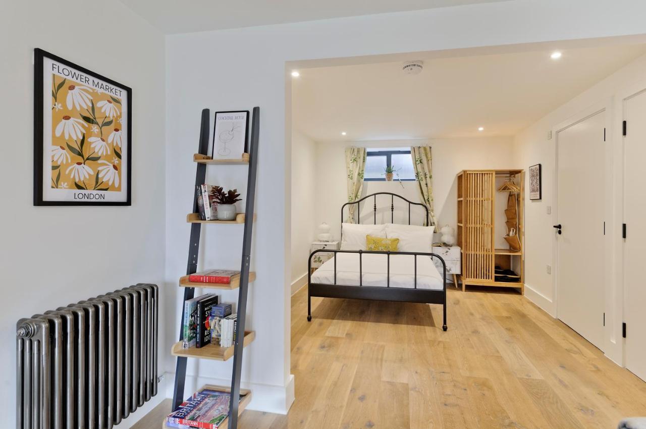 Luxury One Bedroom Greenwich Studio Apartment Near Canary Wharf By Underthedoormat London Exterior photo